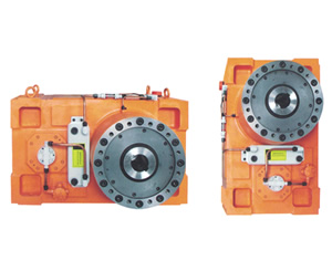 常州高扭矩單螺桿擠出機齒輪箱